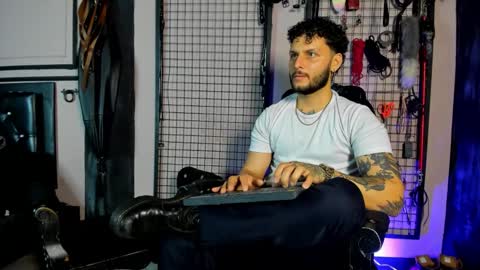 Snapshot of twisted_fantasy_ chatting on February 2026 04:56:01 AM Clio Tadeo online show from February 2026 04:56:01 AM