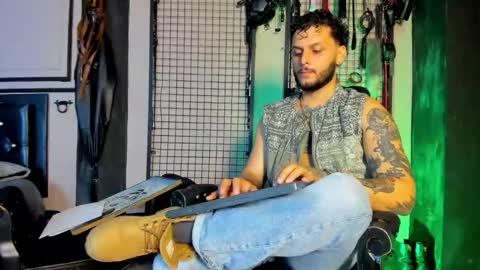 Snapshot of twisted_fantasy_ chatting on March 2026 04:07:02 AM Clio Tadeo online show from March 2026 04:07:02 AM