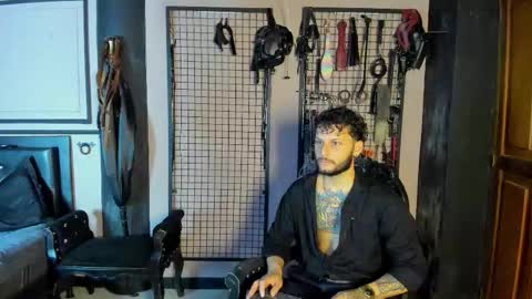 Snapshot of twisted_fantasy_ chatting on March 2026 05:02:02 AM Clio Tadeo online show from March 2026 05:02:02 AM