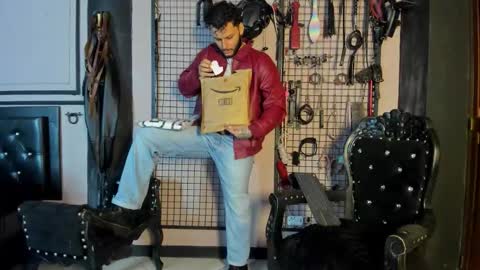 Snapshot of twisted_fantasy_ chatting on March 2026 03:33:01 AM Clio Tadeo online show from March 2026 03:33:01 AM