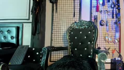 Clio  Tadeo online show from May 2026 02:51:02 AM
