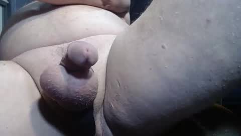 Snapshot of twizzler522 chatting on December 2025 01:22:02 AM twizzler522 online show from December 2025 01:22:02 AM