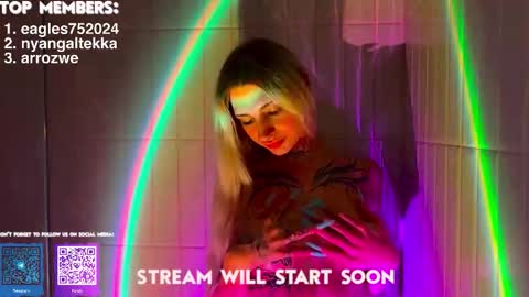 Snapshot of twl8vibe chatting on January 2026 04:23:02 PM Molly and Nick online show from January 2026 04:23:02 PM