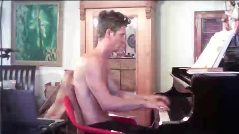 TobeBritta online show from September 2025 05:25:01 PM