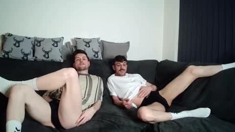 Snapshot of twotwinkhusbands chatting on February 2026 08:29:02 PM RyanRowan online show from February 2026 08:29:02 PM