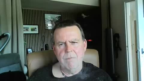 Small dick uncut but extremely wet online show from May 2026 12:00:01 PM