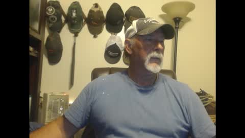 Snapshot of txlobo60 chatting on March 2026 08:35:02 PM txlobo60 online show from March 2026 08:35:02 PM