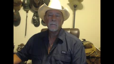Snapshot of txlobo60 chatting on July 2026 11:29:01 PM txlobo60 online show from July 2026 11:29:01 PM