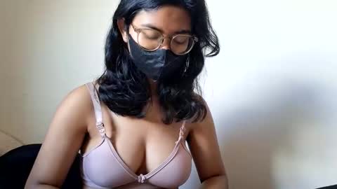 tyaca7748 online show from May 2026 03:33:02 PM