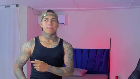 tyler_bell_ online show from March 2026 01:55:01 AM