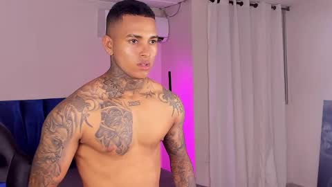 tyler_bell_ online show from April 2026 03:55:01 AM