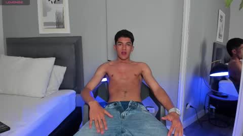 Tyler Fox online show from September 2025 09:59:02 PM