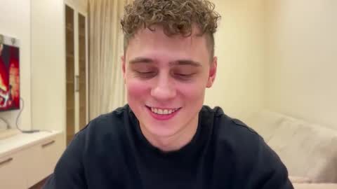 tyler_garrner online show from November 2025 05:22:01 PM