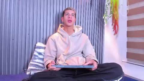 tyler_noir online show from June 2026 12:59:01 PM