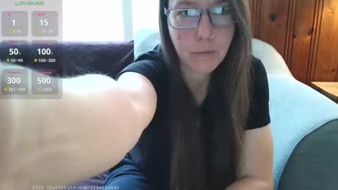 Snapshot of tylersands chatting on February 2026 02:33:01 PM Tyler Sands online show from February 2026 02:33:01 PM