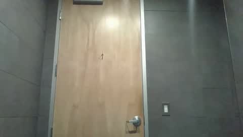 tylerweist727678265 online show from May 2026 10:01:02 AM