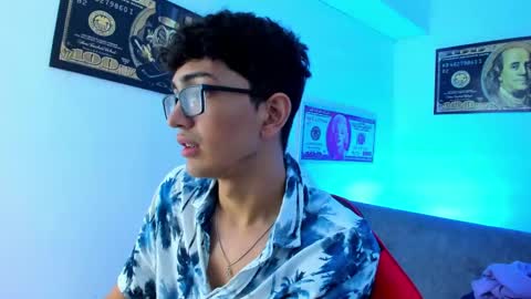   online show from December 2024 03:03:02 AM