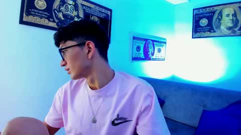   online show from January 2025 02:54:01 AM