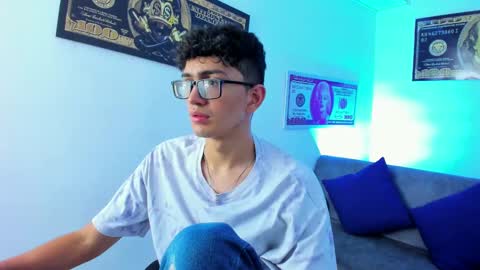   online show from January 2025 03:05:02 AM