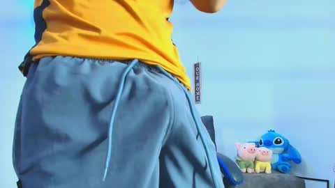   online show from September 2025 03:52:01 AM