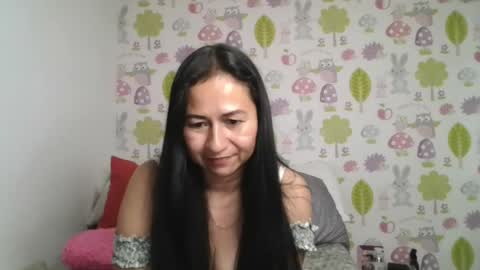 Tyna online show from April 2026 01:42:02 AM