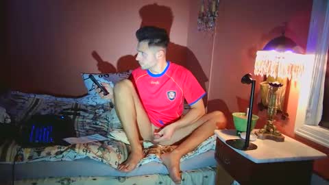 Snapshot of tysonhotswe chatting on October 2025 03:07:01 PM Dennis Nadarevic online show from October 2025 03:07:01 PM