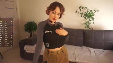 Lili online show from February 2026 04:36:02 PM