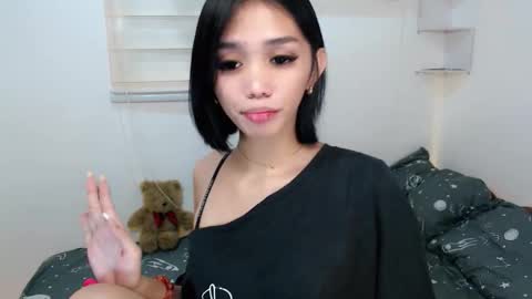 Snapshot of ughliah chatting on October 2025 01:50:02 AM urbbgirl alliah online show from October 2025 01:50:02 AM