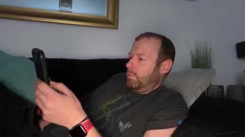ukmatty3 online show from June 2026 09:57:01 PM