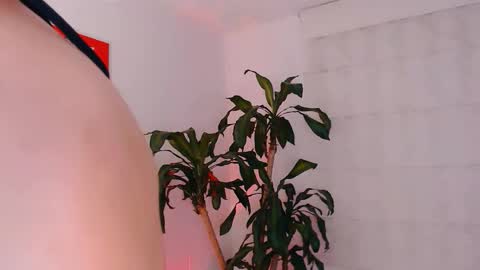 Snapshot of ulala_martina chatting on September 2025 01:31:02 AM Martina online show from September 2025 01:31:02 AM