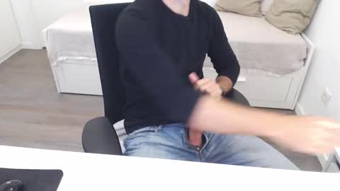 Ulep online show from November 2025 11:53:01 AM