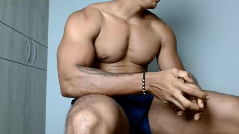 Snapshot of ulisess15 chatting on June 2026 10:18:02 AM Felipe model independent online show from June 2026 10:18:02 AM