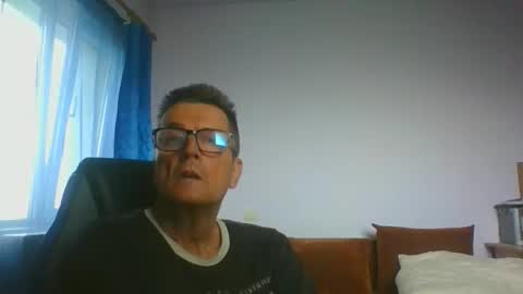 Snapshot of ulmeni4 chatting on June 2026 02:45:01 PM ulmeni4 online show from June 2026 02:45:01 PM