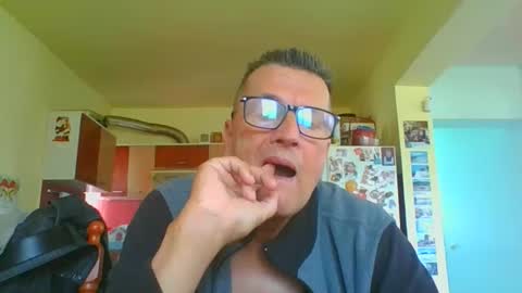 ulmeni7 online show from May 2026 11:59:01 AM