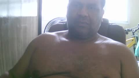 ulmo_br online show from November 2025 02:06:01 PM