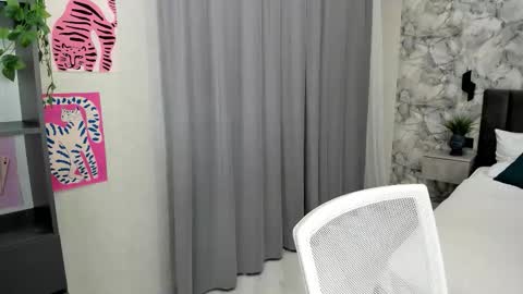 Snapshot of ultima_ma18 chatting on September 2025 01:27:02 AM Melena online show from September 2025 01:27:02 AM