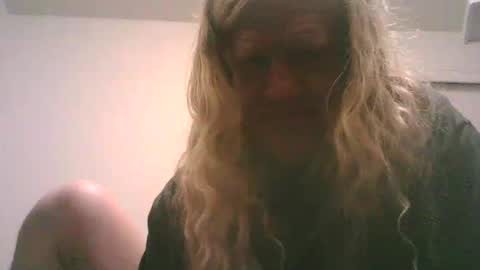 umbrado online show from October 2025 01:21:02 PM