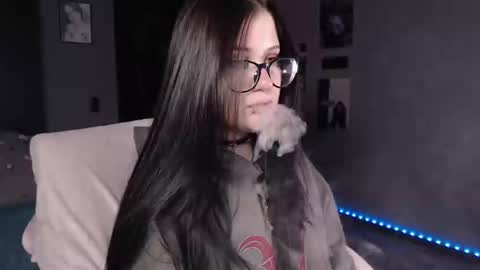 Julia online show from December 2024 02:45:02 AM