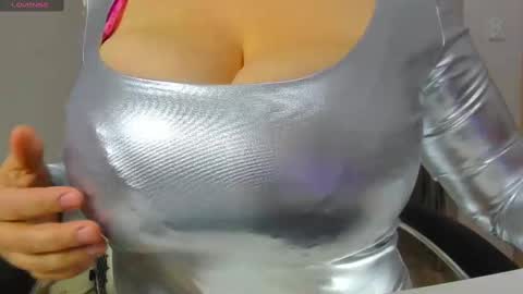 Snapshot of umnizza7777 chatting on February 2025 07:05:01 AM umnizza7777 online show from February 2025 07:05:01 AM