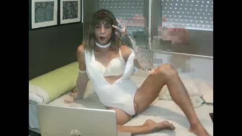 unadiosa online show from September 2025 10:59:02 AM