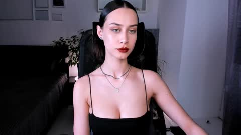 unaericaabistrong online show from February 2025 07:02:02 PM