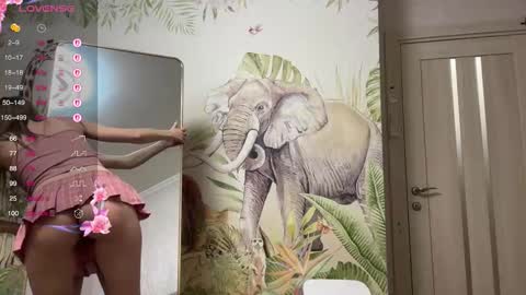 unarks online show from December 2025 08:25:01 PM