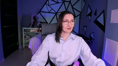 UnaTera online show from January 2026 09:22:02 AM