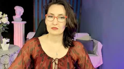 UnaTera online show from January 2026 09:13:01 AM