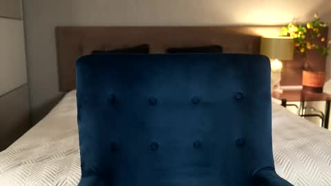 Sasha online show from October 2025 04:38:02 PM