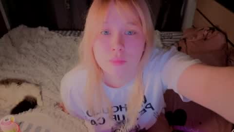 unburntkatniss online show from May 2026 05:31:01 PM