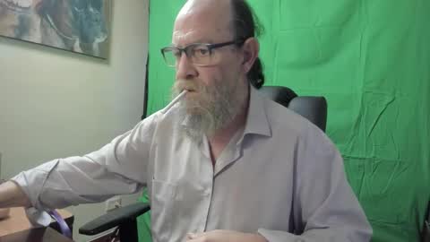 Snapshot of uncle_hottiecb chatting on March 2026 04:55:01 PM Uncle Hottie online show from March 2026 04:55:01 PM