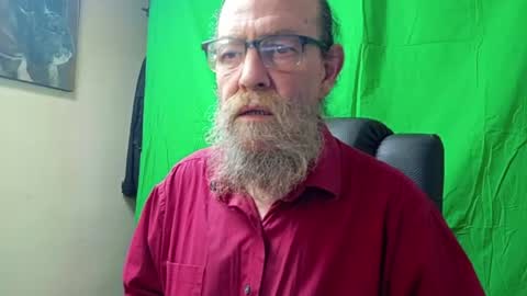 Snapshot of uncle_hottiecb chatting on March 2026 03:15:01 PM Uncle Hottie online show from March 2026 03:15:01 PM