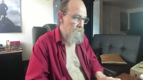 Uncle Hottie online show from July 2026 09:46:02 PM