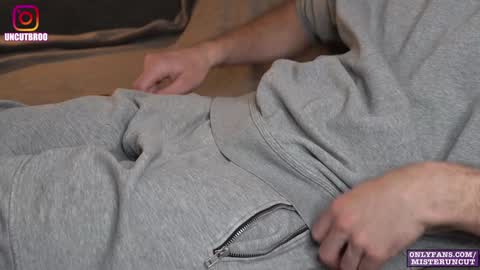 Snapshot of uncutgerman420 chatting on December 2024 05:20:02 PM Mister Uncut online show from December 2024 05:20:02 PM